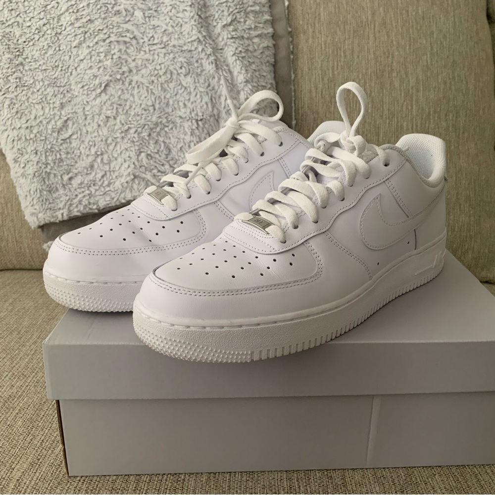 NIKE AIR FORCE 1, MEN, WHITE, SIZE 11.5